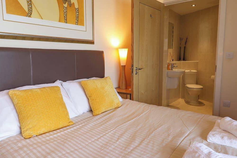 Venezuela, family friendly, country holiday cottage in West Bay in West Bay, Dorset