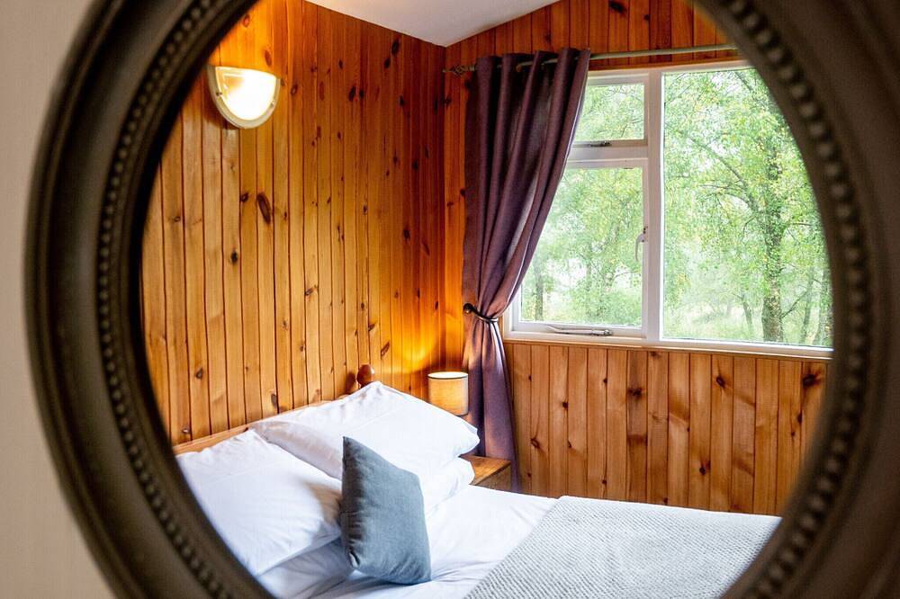 Thistle Cabin at Ancarraig Lodges, Loch Ness in Highlands
