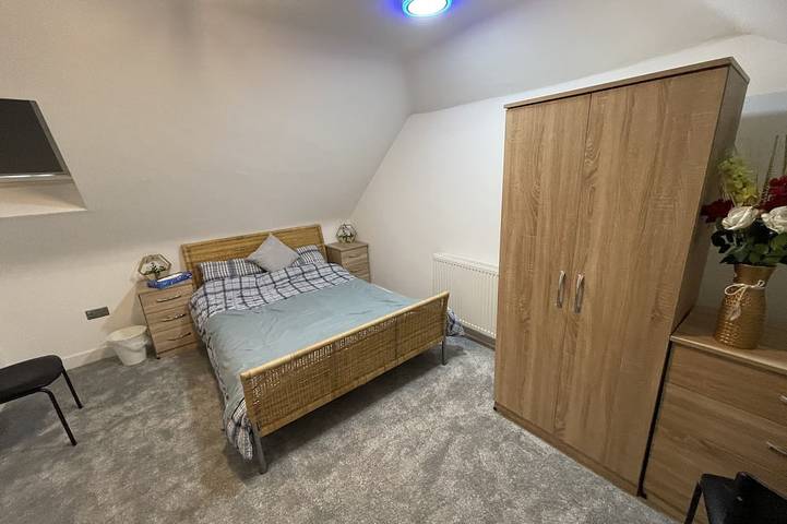 Cheerful 4 Bedroom Luxury house with free parking in Dudley, Birmingham y alrededores