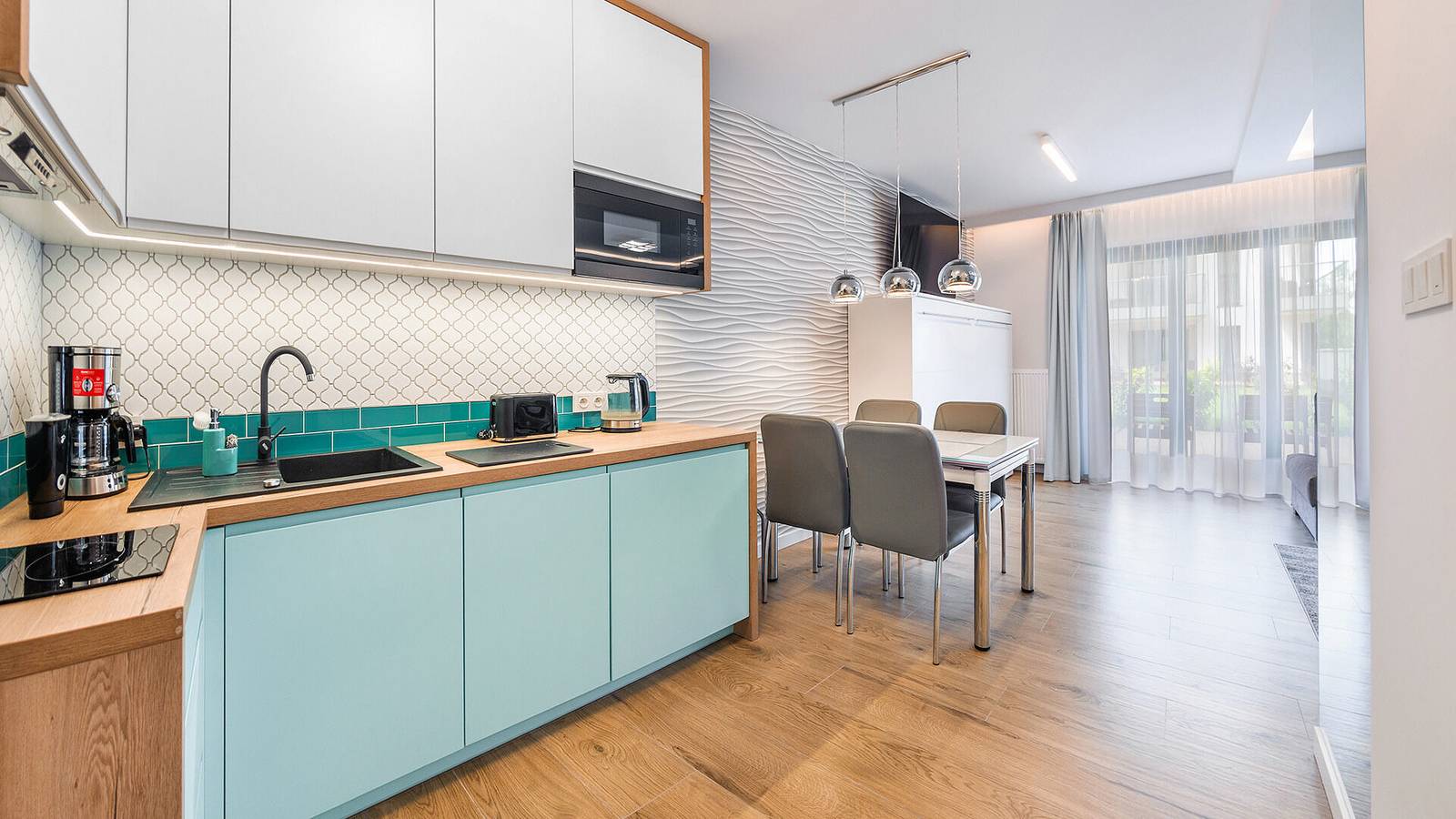 Cały apartament wypoczynkowy, Apartament wakacyjny dla 4 osób z ogród in Dziwnów, Wyspa Wolin