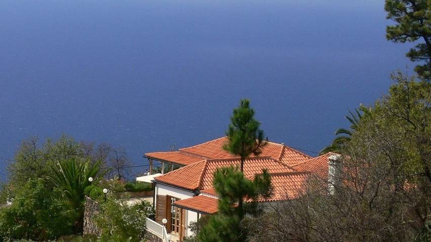 Chalet para 6 personas, con balcón además de jardín y piscina en La Palma - 4
