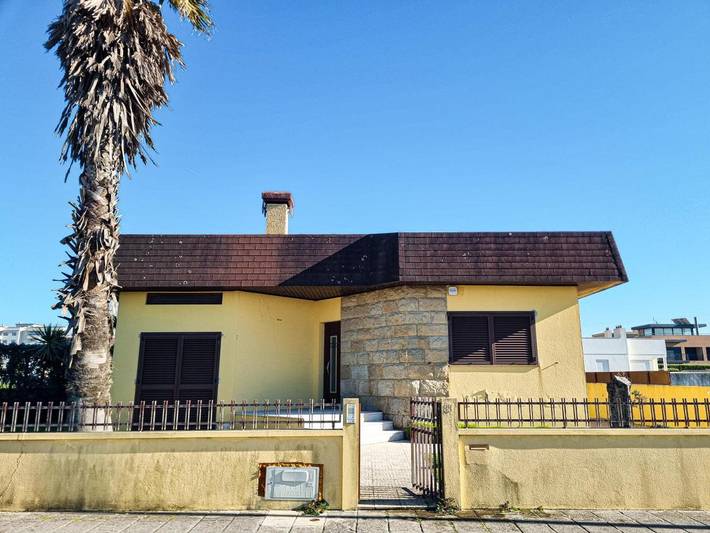 Location de vacances pour 8 personnes, avec jardin dans Amorosa - 2