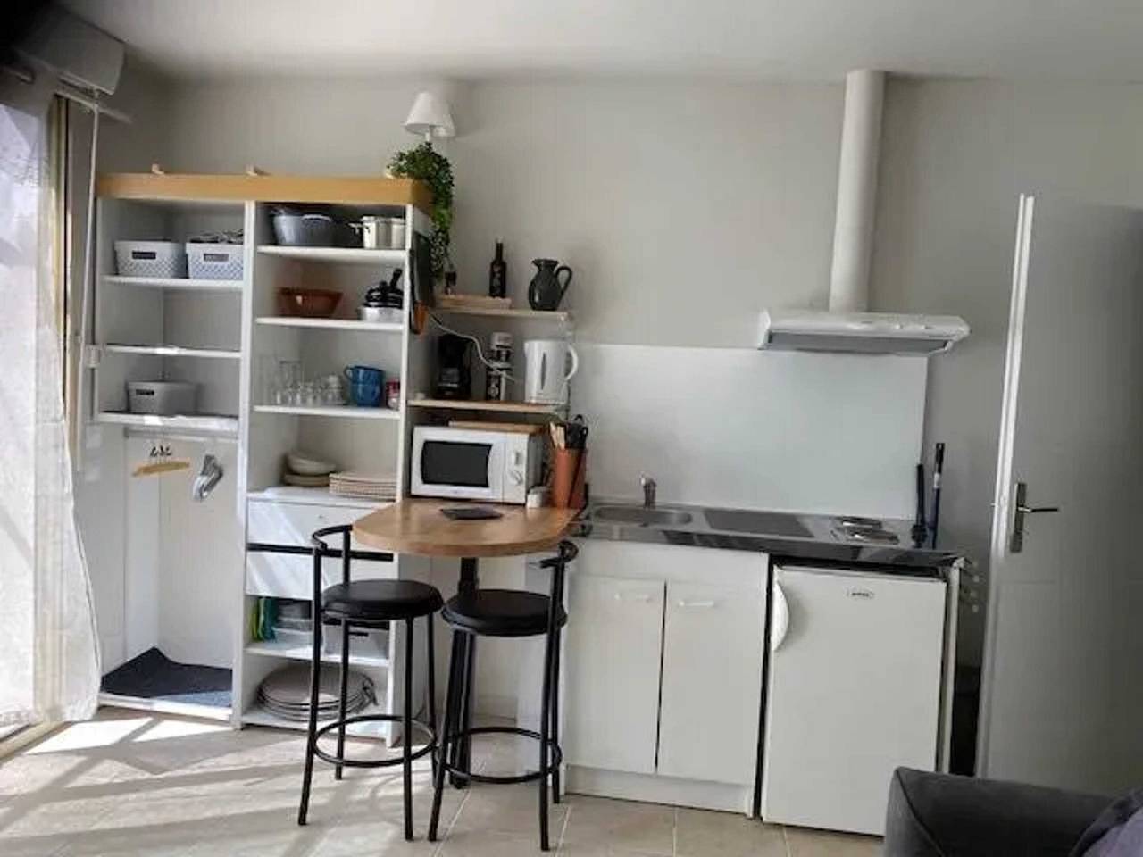 Studio entier, Studio cosy avec jardin à Aigues-Mortes, 25 m² in Aigues-Mortes, Côte d'Améthyste