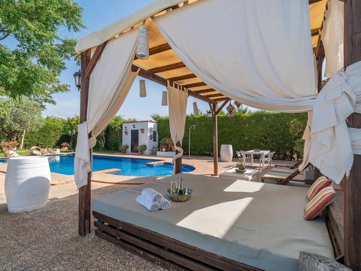 Casa rural para 4 personas, con Terraza además de Jardín y Piscina en Morón de la Frontera - 3