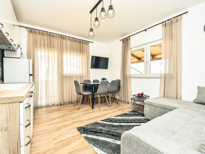 Ferienwohnung für 5 Personen, mit Terrasse und Garten auf Vir - 2