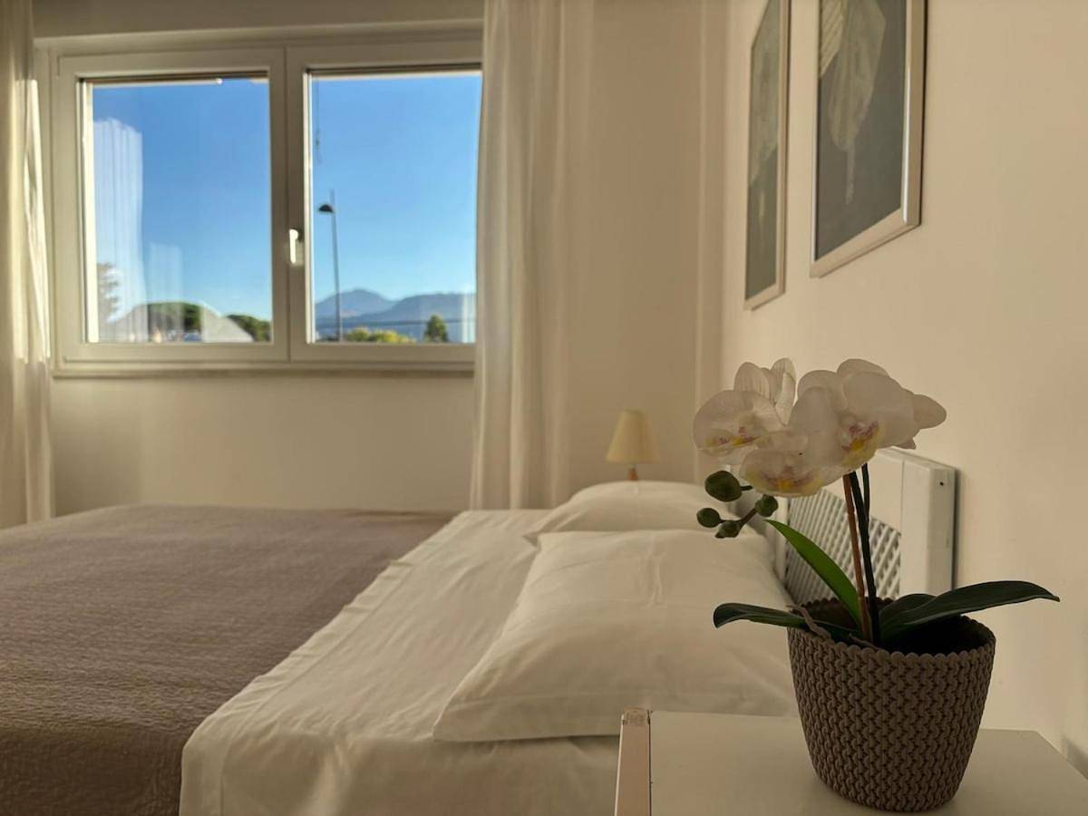 Villa with Sea View in Mondello, Palermo