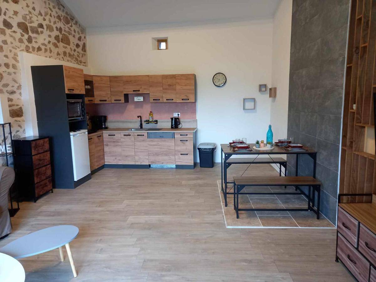 One-Bedroom House in La Chapelle-Agnon, Parc Naturel Régional Livradois-Forez