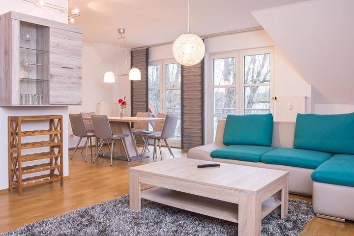 Ferienwohnung für 5 Personen, mit Balkon in Bad Klosterlausnitz - 2