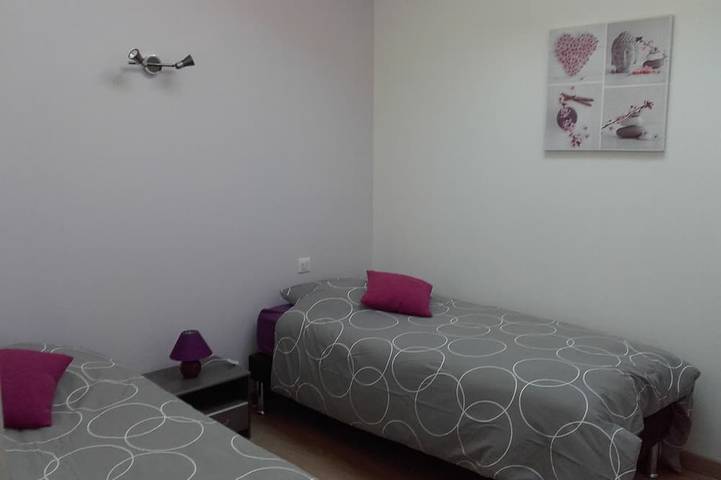 Location de vacances pour 10 personnes, avec terrasse et jardin à Mouchamps - 2