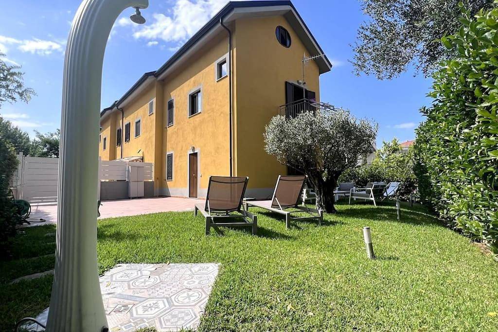 Villetta a pochi passi dal mare e dal centro Marina di Ascea in Marina di Ascea, Ascea