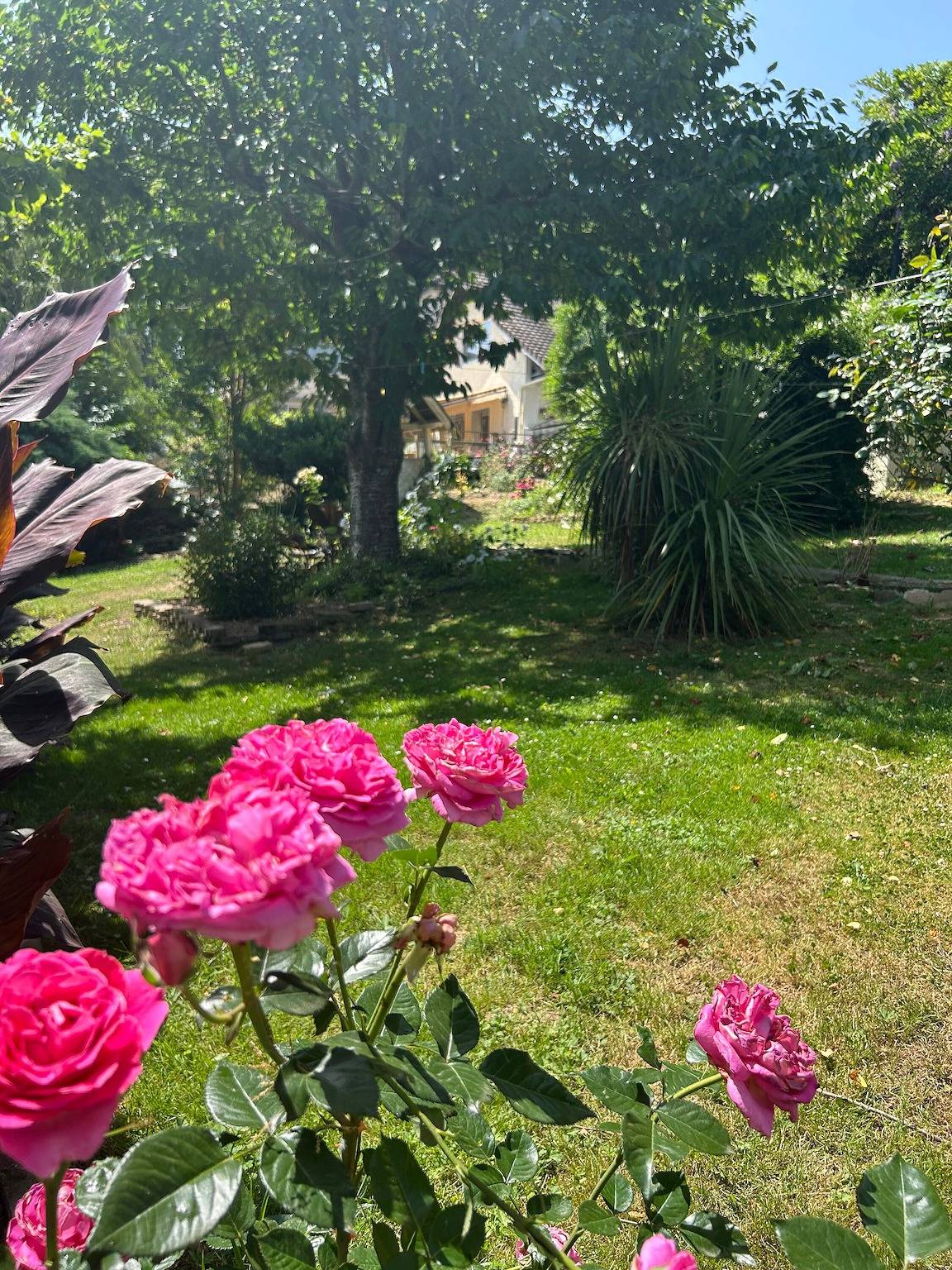 Peaceful Countryside Getaway in Parbayse, Béarn