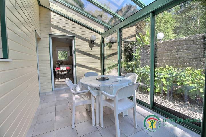 Gîte pour 3 personnes, avec jardin à Guern - 2