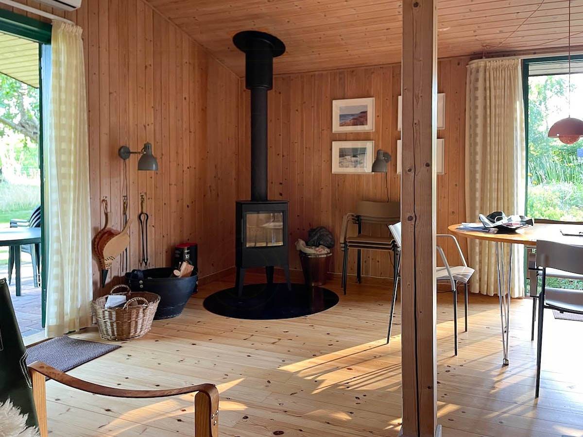 70er Jahre Atmosphäre und Naturidylle bei Galgebjerg Strand in Hundested, Kattegat Küste