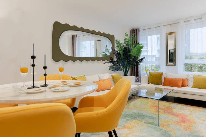 Vacation rental for 6 people, with Terrace and View in Knightsbridge