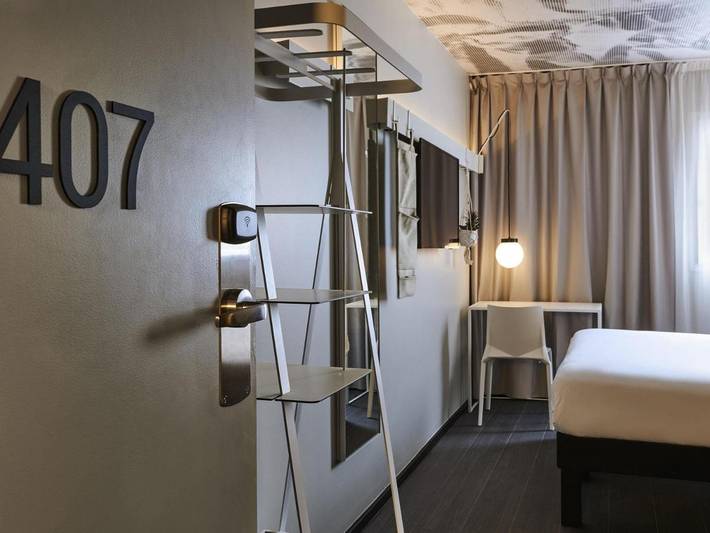 Hôtel pour 2 personnes, animaux acceptés à Clamart - 3