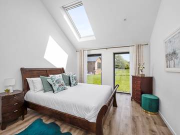 Glamping for 10 People in East Chiltington, East Sussex, Photo 3