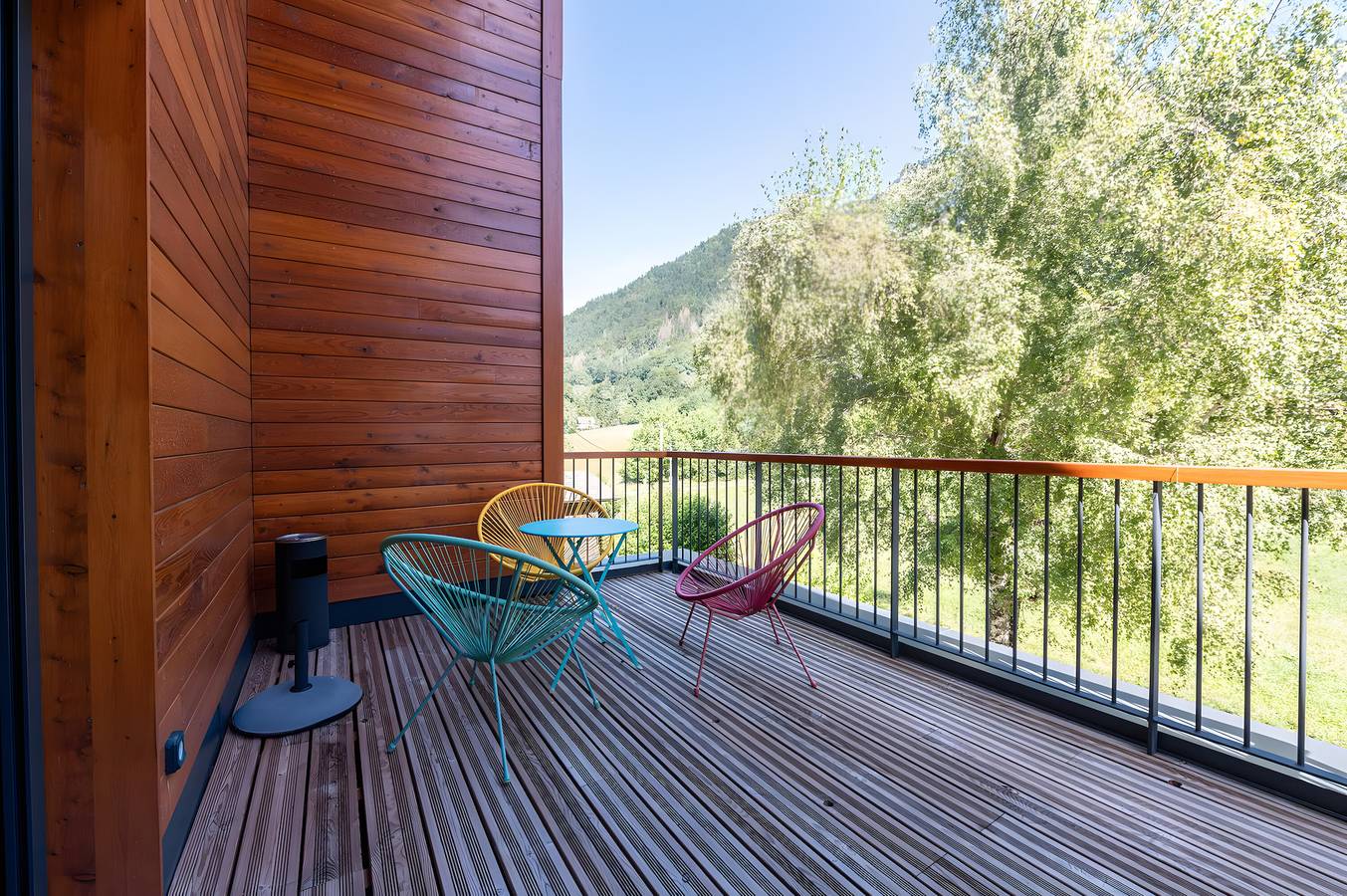 Chalet “Privatisation” with Mountain Views, Private Terrace & Wi-Fi in Seythenex, Parc naturel régional du Massif des Bauges
