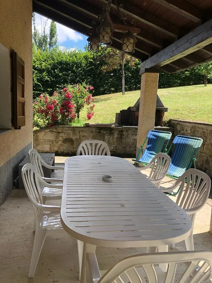 Ferienhaus für 8 Personen, mit Ausblick und Garten - 1