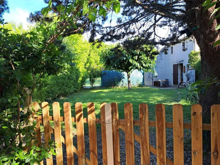 Casa de vacaciones para 3 personas, con jardín, Se admiten mascotas - 1