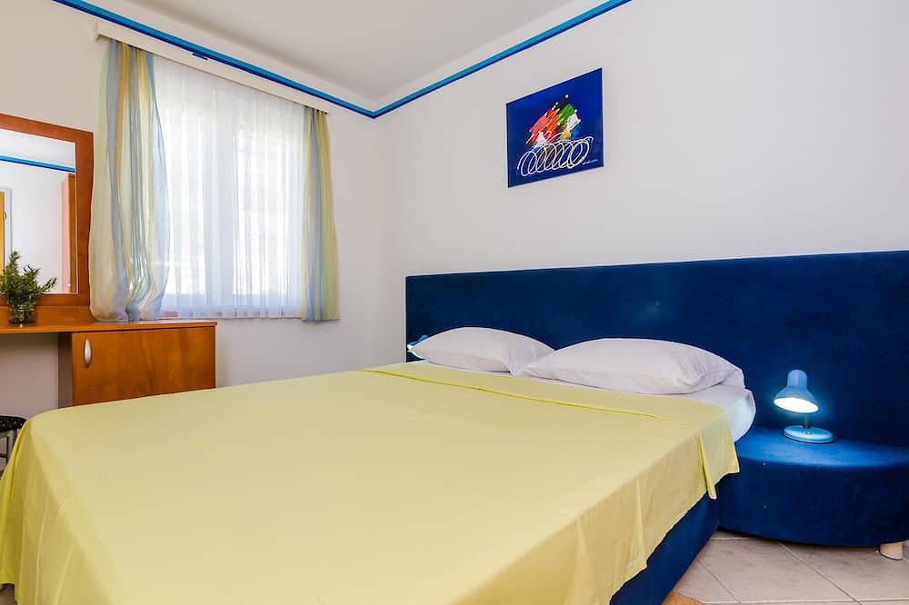 Entire apartment, Cozy apartment in Slano with kitchen in Slano, Dubrovnik-Neretva