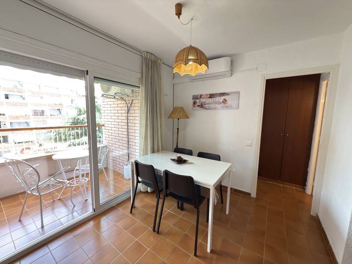 Ferienwohnung für 2 Personen, mit Balkon in Calella - 3