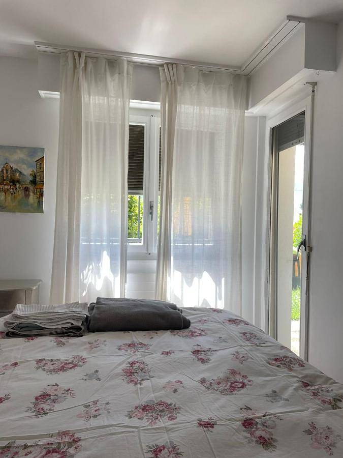 Gîte pour 4 personnes, avec vue ainsi que terrasse et jardin à La Tour-de-Peilz - 2