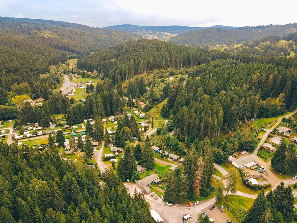 Ferienhäuser & Bungalows - Naturcamp Meyersgrund im Thüringer Wald in Manebach, Ilmenau