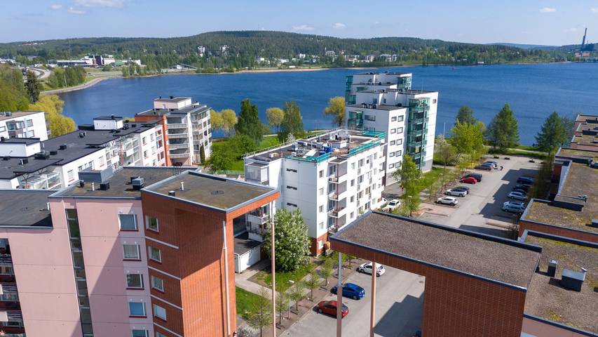 Ganze Wohnung, Comfy 1Br Apt with Sauna | Lake & Downtown in Kantakaupunki, Jyväskylä