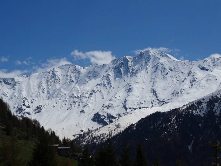 Casa rural para 8 personas, con balcón - 1