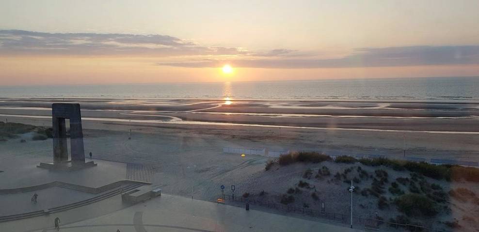 Location de vacances pour 8 personnes, avec vue et terrasse à La Panne