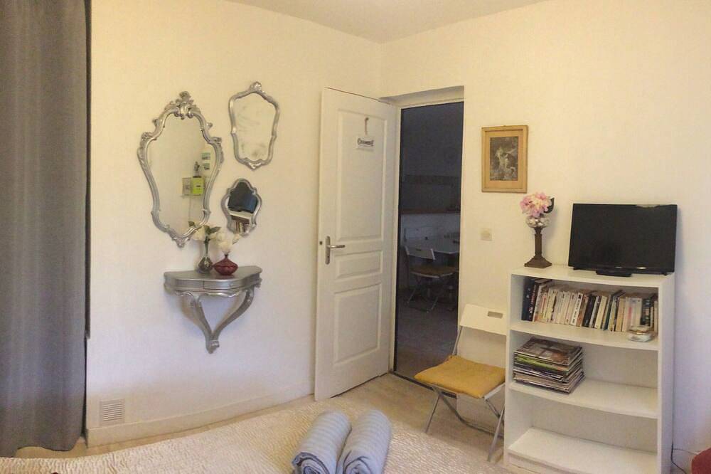 La Taniere totale du Loup garou, whole house. in Bléré, Tours und Umgebung