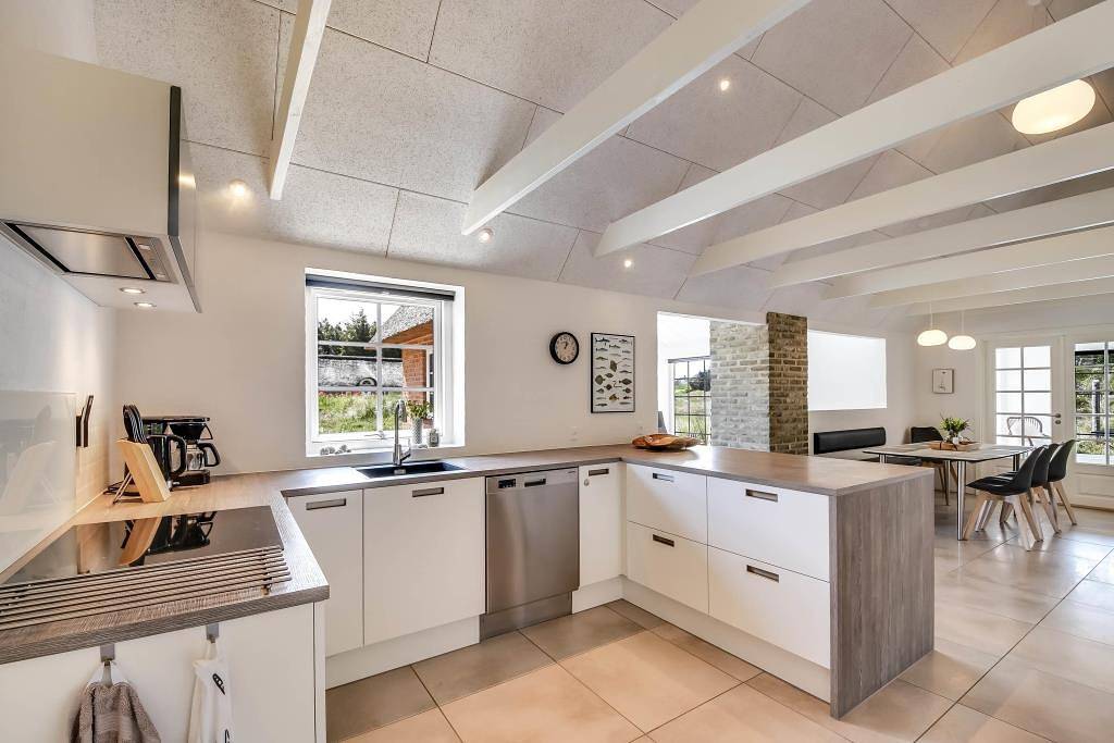 Quality house on the Danish North Sea - with great details and high-quality furniture in Ulfborg, Holstebro Region