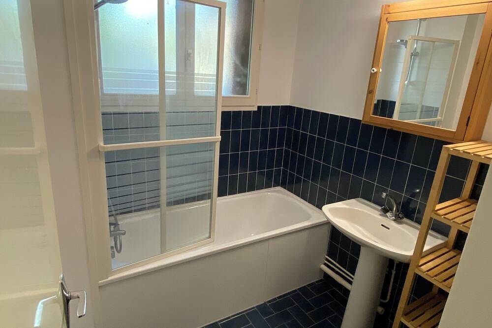 Apartamento entero, Dans une résidence calme en bordure d’un parc.\nappartement T2 spacieux. in Draveil, Essonne