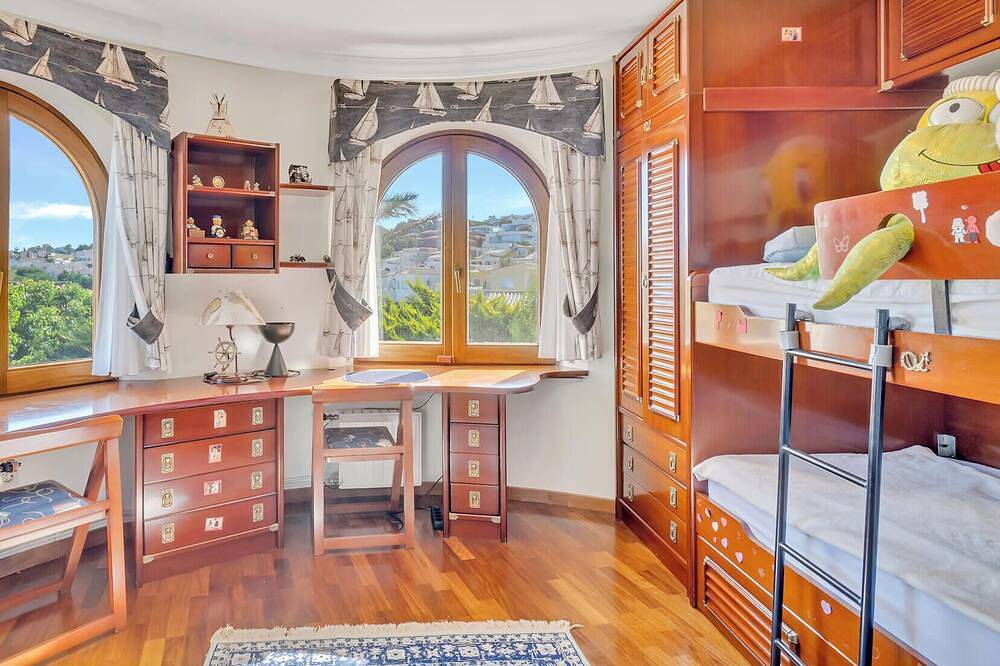 Casa Foxcliff - The Best Views In The Area. Cliffside Overlooking The Beach! in Poble Nou de Benitatxell, Costa Blanca