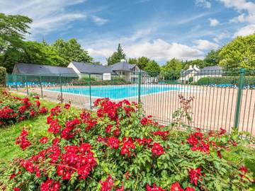 Résidence pour 5 personnes, avec terrasse et piscine dans Golf Saint-Laurent