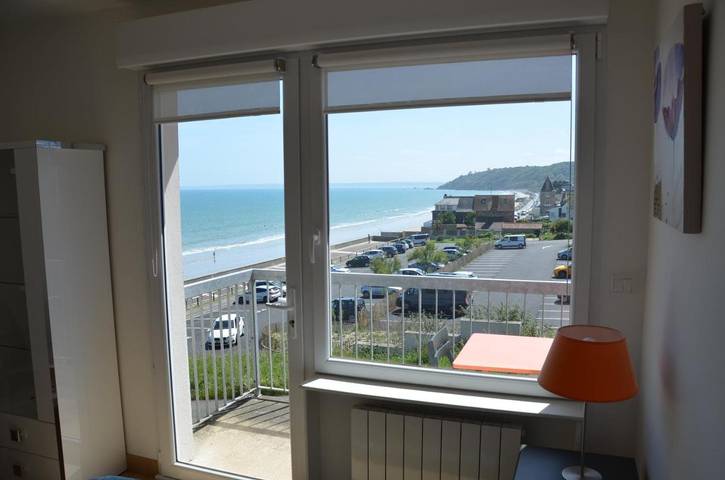 Gîte pour 2 personnes, avec vue ainsi que balcon et jardin dans Les Rosaires - 3