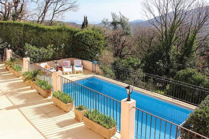 Villa für 6 Personen, mit Balkon - 1