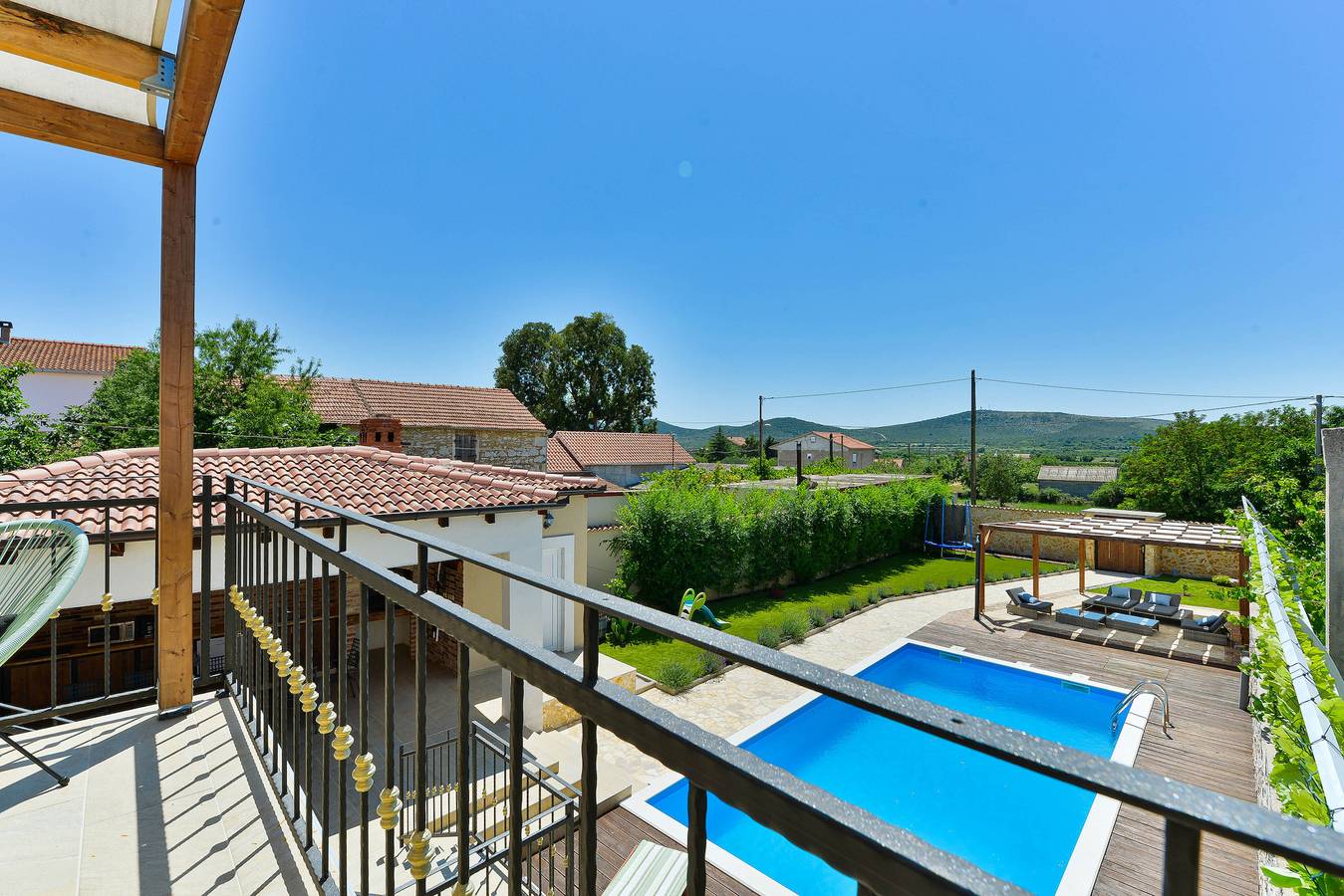 Stone villa Anita with pool in Galovac, Zadar