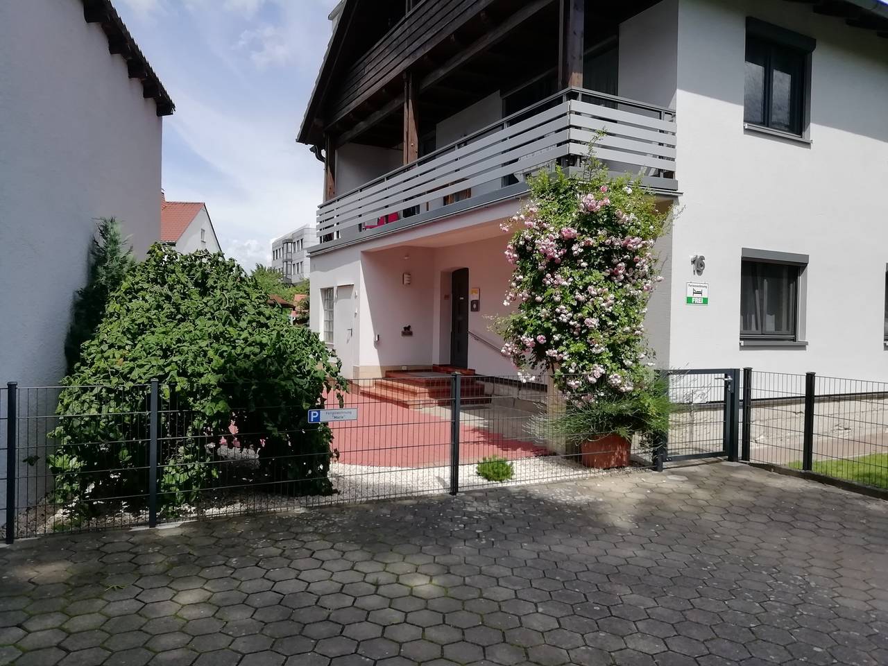 Ferienwohnung Marie - Barrierefreie Ferienwohnung mit Garten in Michelau in Oberfranken, Oberes Maintal - Coburger Land