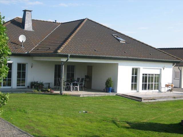 Ferienwohnung für 4 Personen, mit Terrasse und Garten in Hellenthal