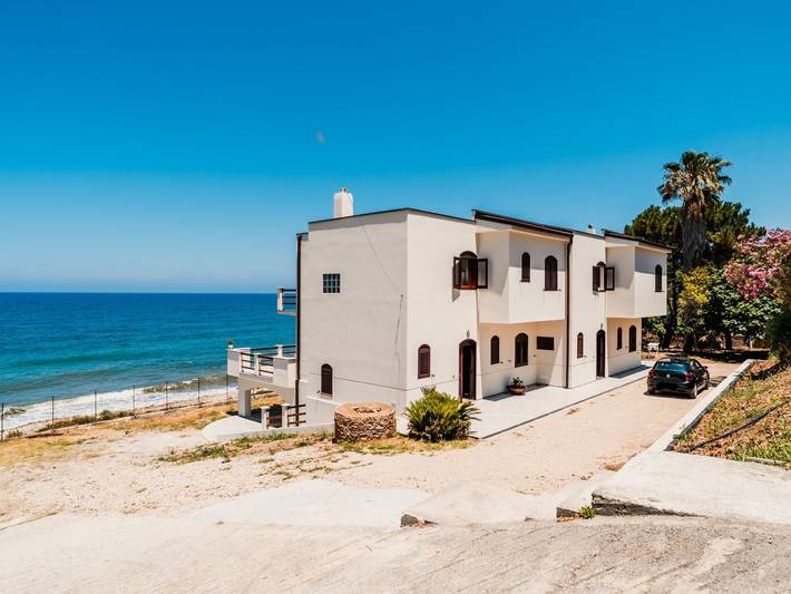 Holiday home for 6 people, with Balcony and Hot tub as well as Terrace and Garden in Sicily