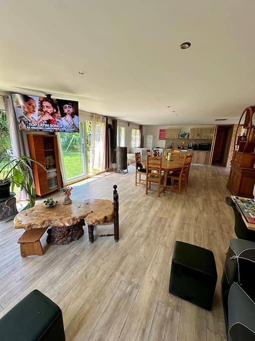 Location de vacances pour 10 personnes, avec vue et jardin, animaux acceptés à Concoules - 4