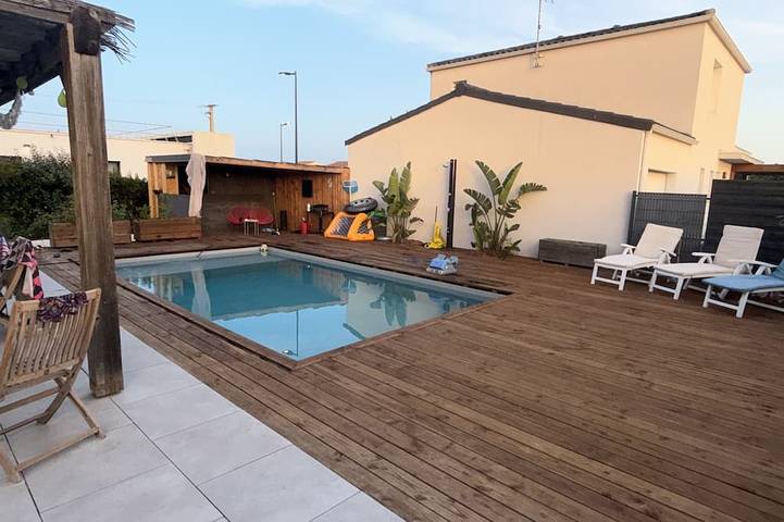 Location de vacances pour 7 personnes, avec Terrasse et Jardin à Aimargues - 4