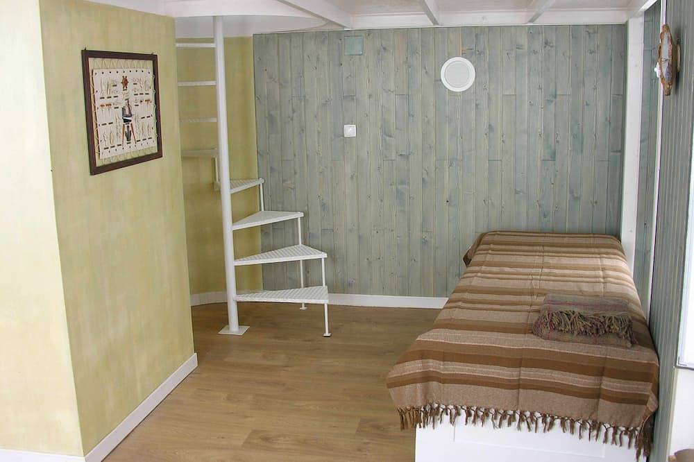 Apartamento entero, Situado en el Seixal, a sólo 20 min. Lisboa por transbordador. in Seixal, Halbinsel von Setúbal