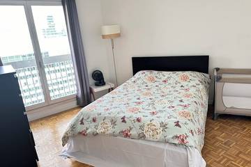 Appartement De Vacances pour 4 Personnes dans Puteaux, Hauts-de-Seine, Photo 4