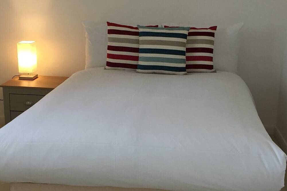 Luxury Riverside House-10 minutes à pied de Otley Town Yorkshire Parking gratuit in Leeds, Yorkshire de l'Ouest