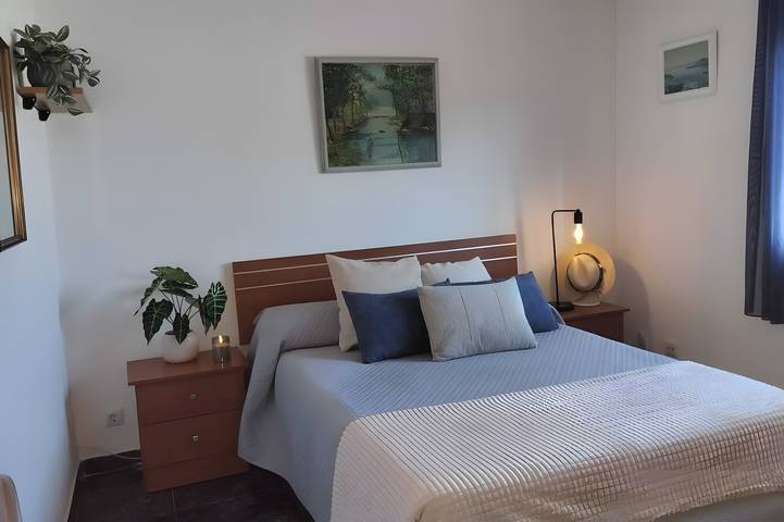 Apartamento entero, Apartamento 'Playa de la Concha, Oropesa del Mar' con gran terraza , Wi-Fi y Aire Acondicionado in Playa Morro de Gos, Oropesa del Mar