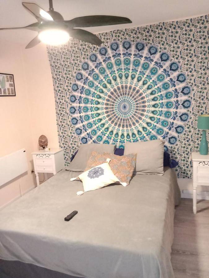Chambre d'hôtes 25 M2 privé , parking, jardin, piscine, spa, barbecue Ruoms 2 in Ruoms, Ardèche