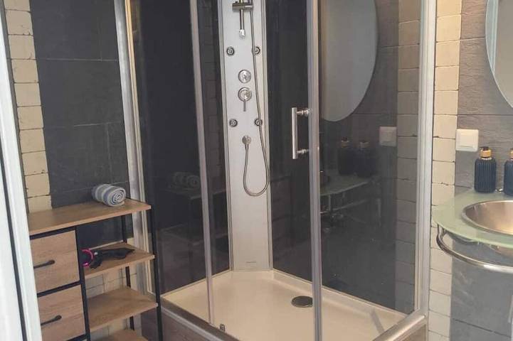 Ganze Wohnung, Ultra-center Thonon apartment in small condominium. in Thonon-les-Bains, Thonon-les-Bains und Umgebung