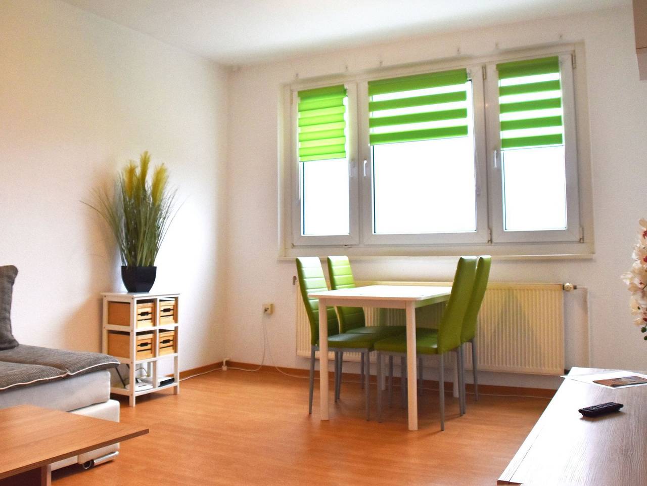 Ganze Ferienwohnung, Guwo Gästewohnung Platanenstraße 1 - Gästewohnung Platanenstrasse 1/ Zi. 138 in Guben, Cottbus und Umgebung